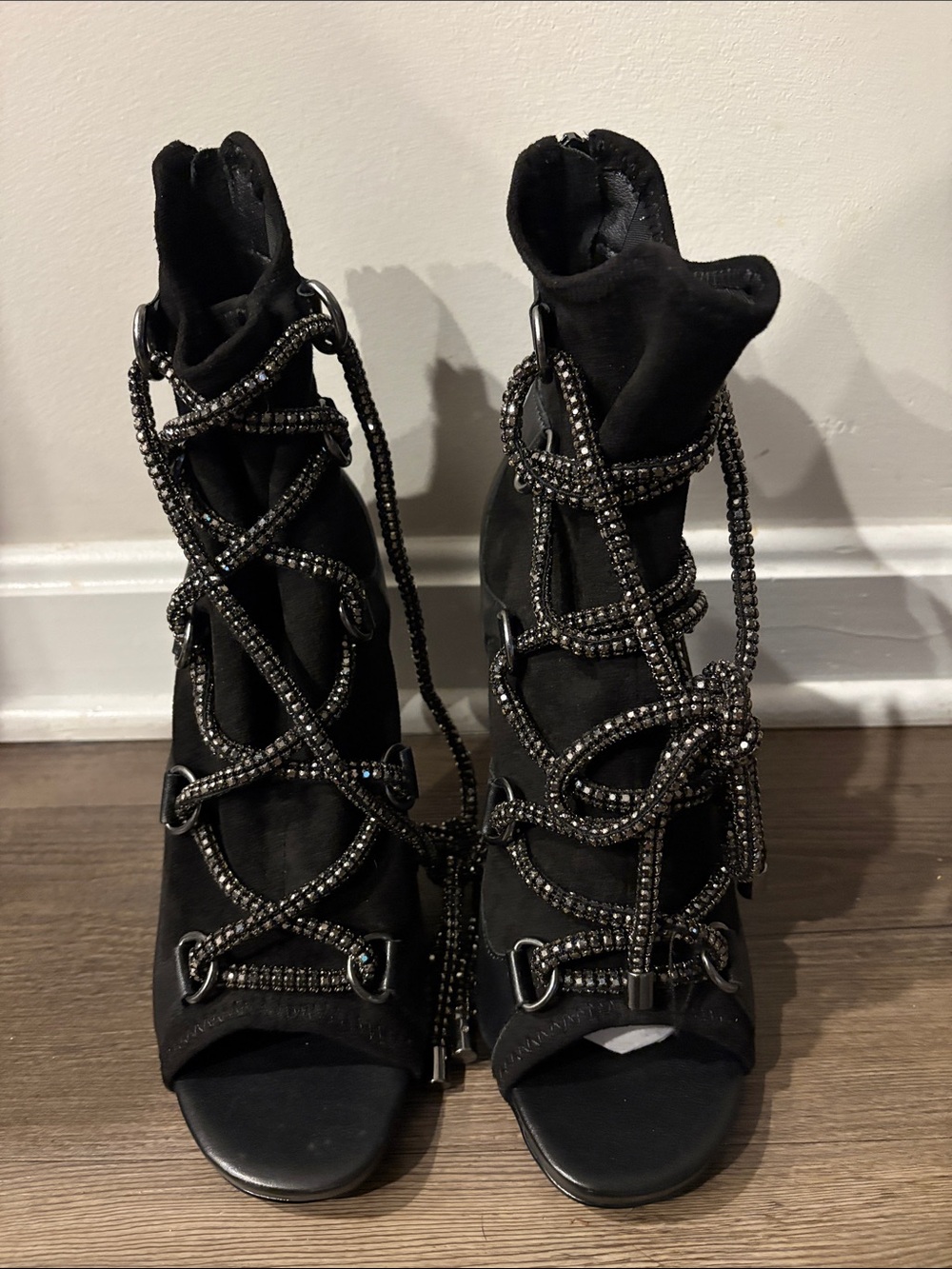 Steve Madden Black Lace-Up Peep-Toe Ankle Boots - Women Size 8.5 - Picture 7 of 9